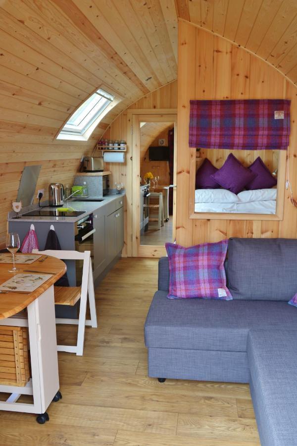 Loch Cromore Holiday Pods エクステリア 写真